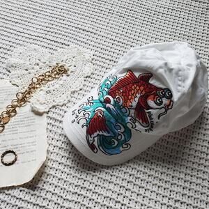 White hat with fish graphic ed hardy inspired